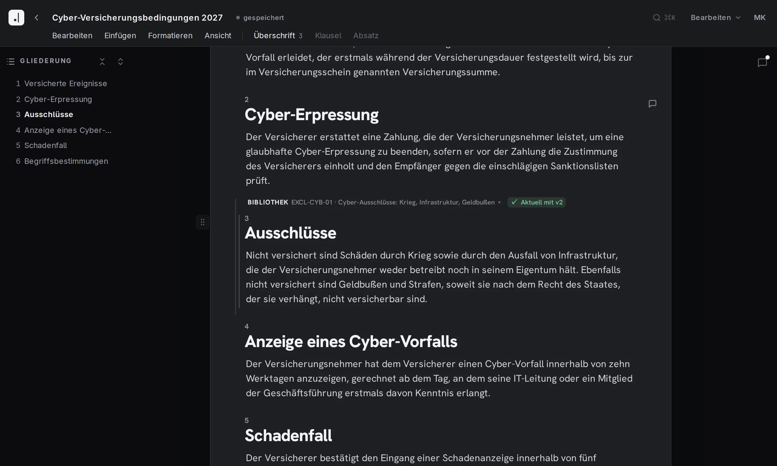 Editor von Final Wording mit den Cyber-Versicherungsbedingungen 2027 der Varenberg Versicherungen. Über der Klausel „Ausschlüsse“ steht die Kennzeichnung „Bibliothek EXCL-CYB-01 · Cyber-Ausschlüsse: Krieg, Infrastruktur, Geldbußen“ mit dem Hinweis „Aktuell mit v2“.